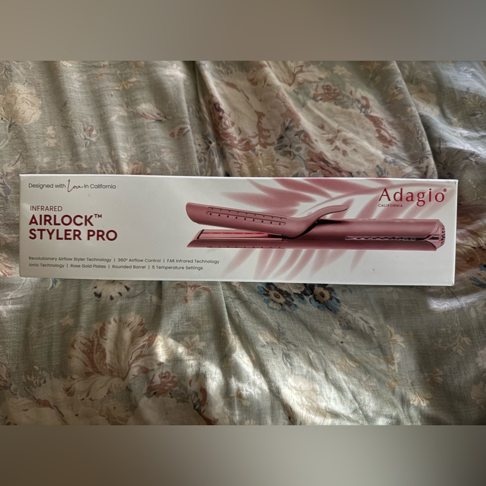 NWT INFRARED AIRLOCK STYLER PRO